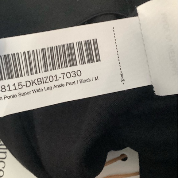 Quince Ultra-Stretch Ponte Super Wide Leg Ankle Pant Black NWT Multiple Sizes - Picture 10 of 11